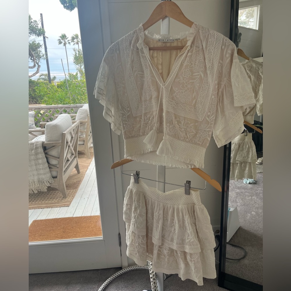 Crochet Alice and Olivia mini skit and top